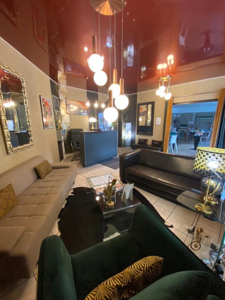 Hotel Le Pelican Charleville-Mézières Kültér fotó